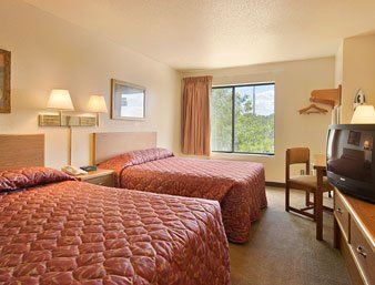 Super 8 By Wyndham Bloomington/airport 2* Bloomington